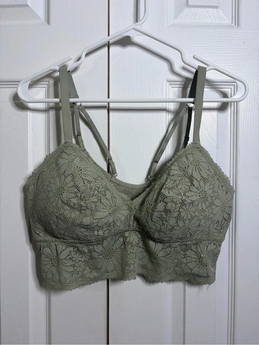 AErie bra Lace Bralette in Sage Green size XL